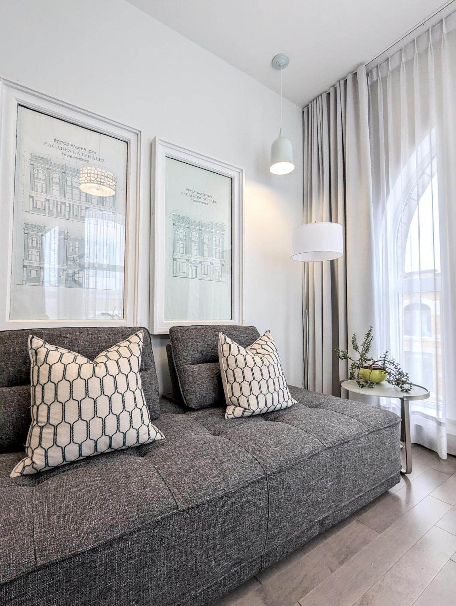 Hotel Oui Go! Trois-Rivières エクステリア 写真