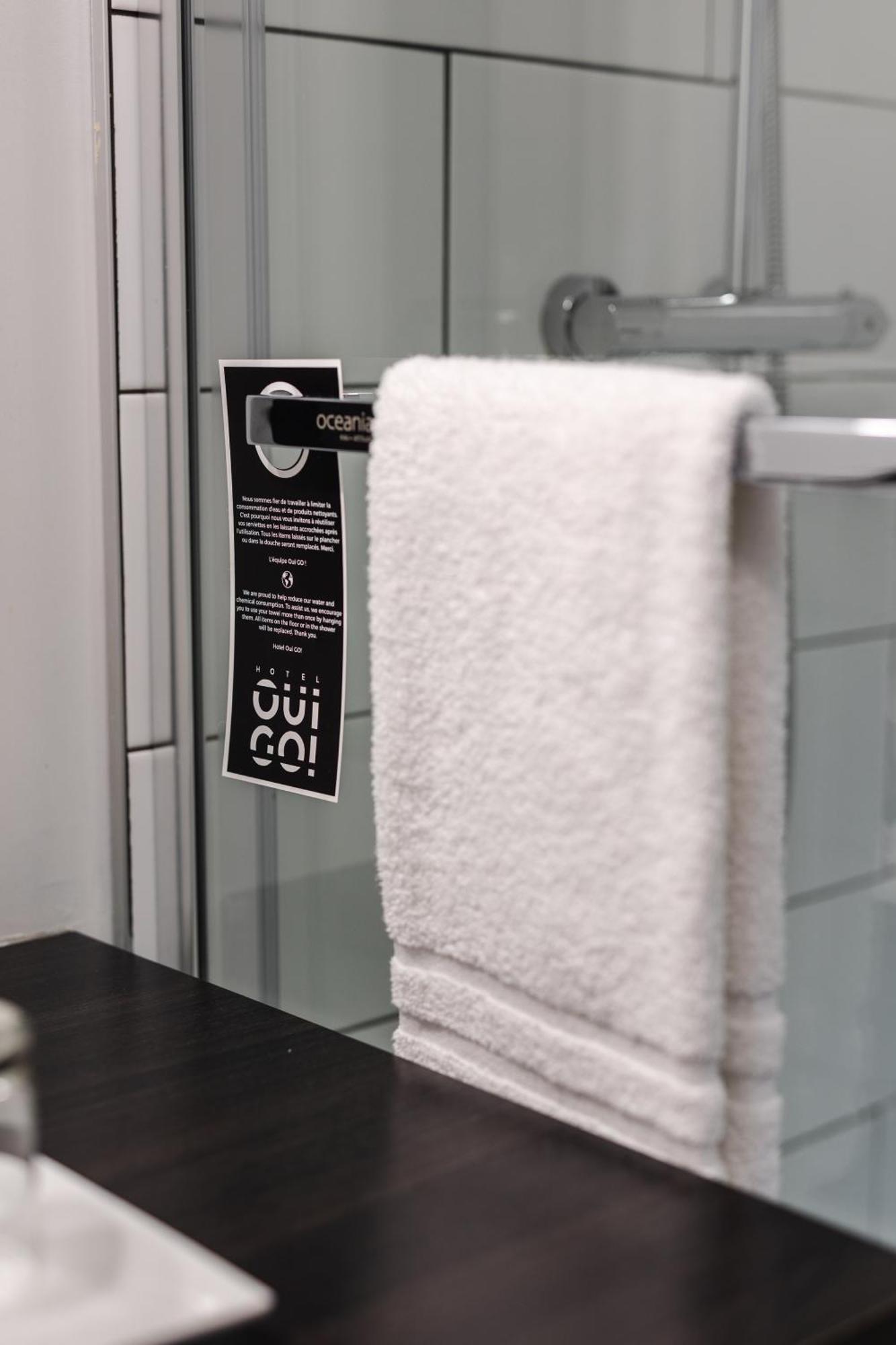 Hotel Oui Go! Trois-Rivières エクステリア 写真