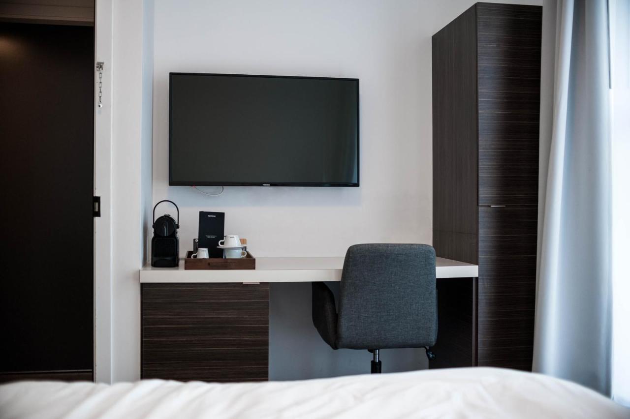 Hotel Oui Go! Trois-Rivières エクステリア 写真